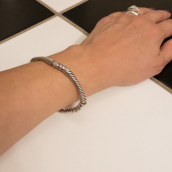 Bracelet/Bangle - Picture 2 of 4